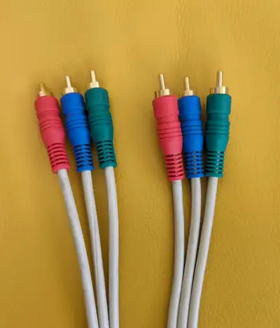 Câble vidéo composante RVB de 1,8 m (rouge-vert-bleu)., View more