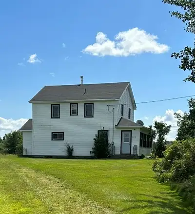 House for Sale - To be Removed at Buyer's Expense