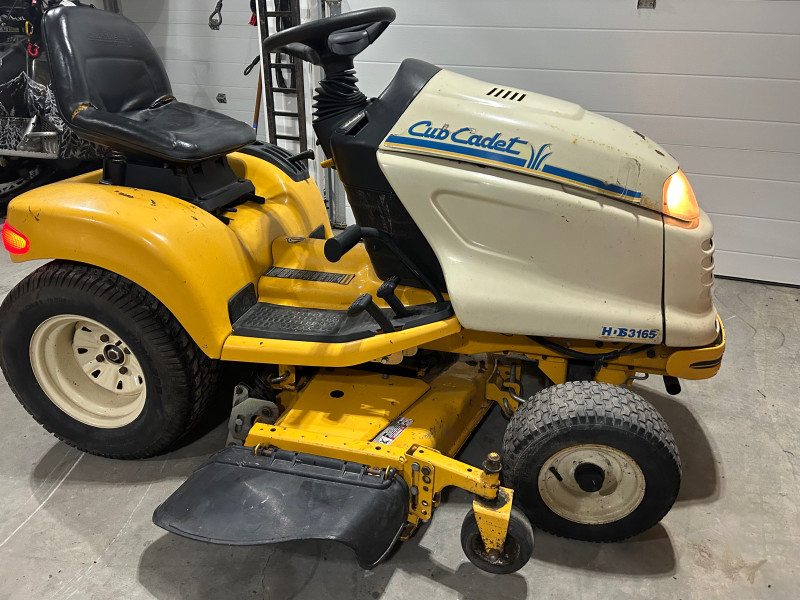 Cub Cadet 3165 Lawn Garden Tractor 48” Mowing Deck Other Calgary