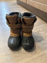 Kids winter boots 