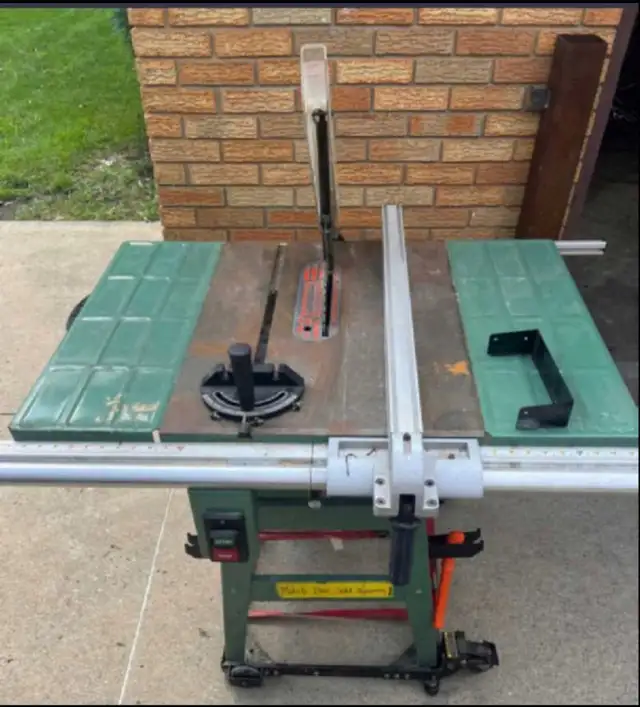  Table saw  in Power Tools in Windsor Region - Image 4
