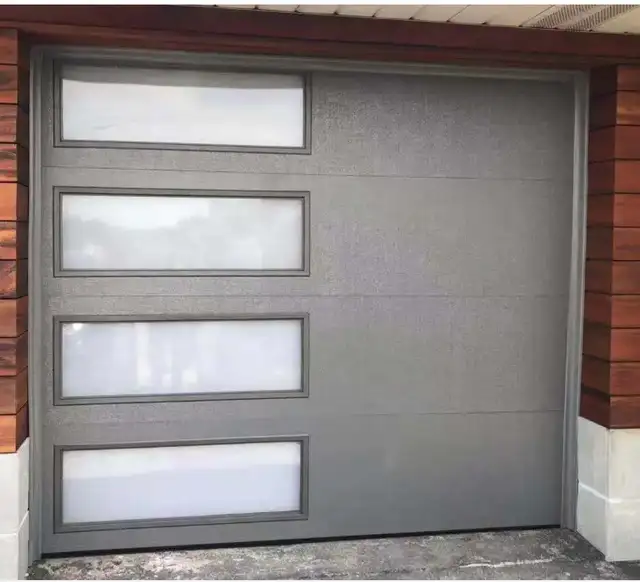 Garage Doors in Other in Ottawa - Image 4