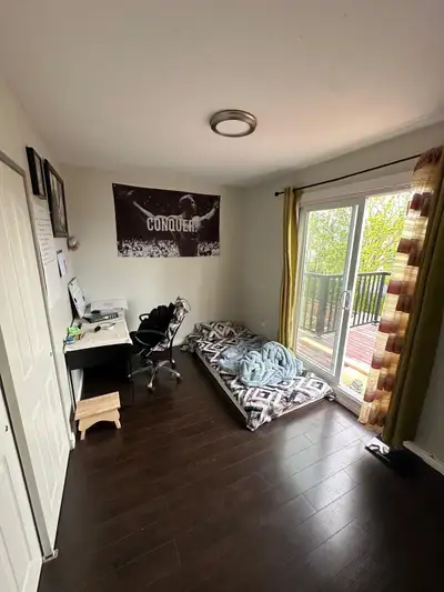 Spacious Private Room –(Utilities + WiFi Included) Enjoy your own private entrance and a large balco...