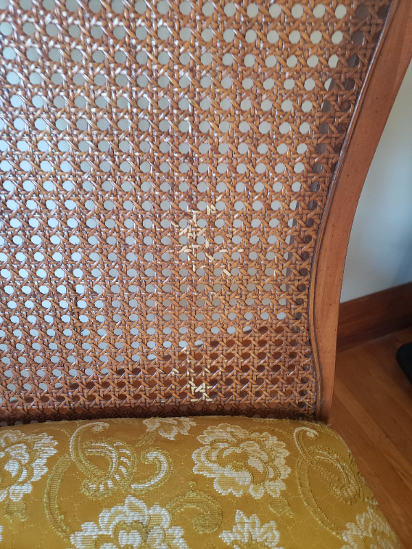 2 Wood/Wicker Chairs in Chairs & Recliners in Chatham-Kent - Image 4