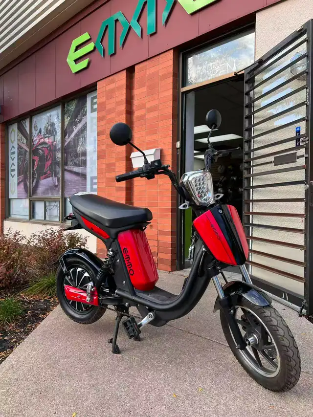 Lightweight EMMO Urban T2 Red | $350 OFF | Up to 100km in eBike in Mississauga / Peel Region - Image 2