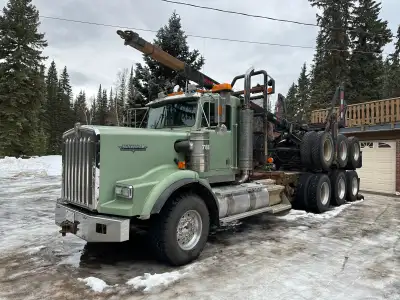 2001 KENWORTH T800 H. ISX CUMMINS 570. 18 SPEED EATON 433 3 LOCKS NEWAY SUSP. 1995 COLUMBIA TRI TRAI...