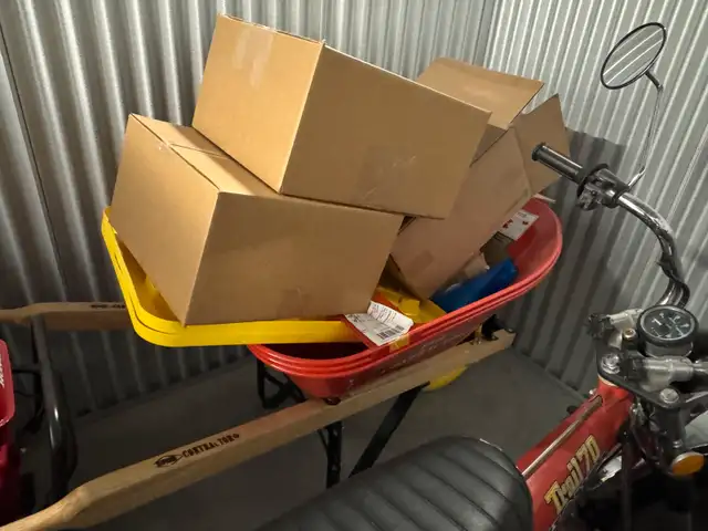wheelbarrow s63234702327041121