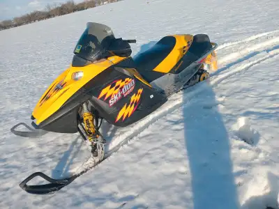 2004 skidoo mxz 600 ho sdi 2 stroke 6404 miles works great ownership in hand 3500 obo ot trade for a...