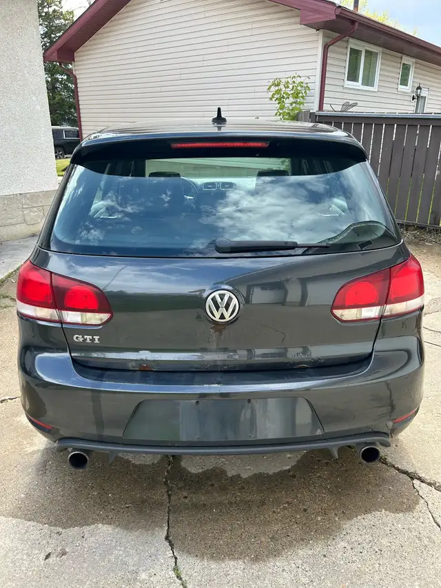 2013 Volkswagen Golf GTI (Mechanic Special) in Cars & Trucks in Strathcona County - Image 7