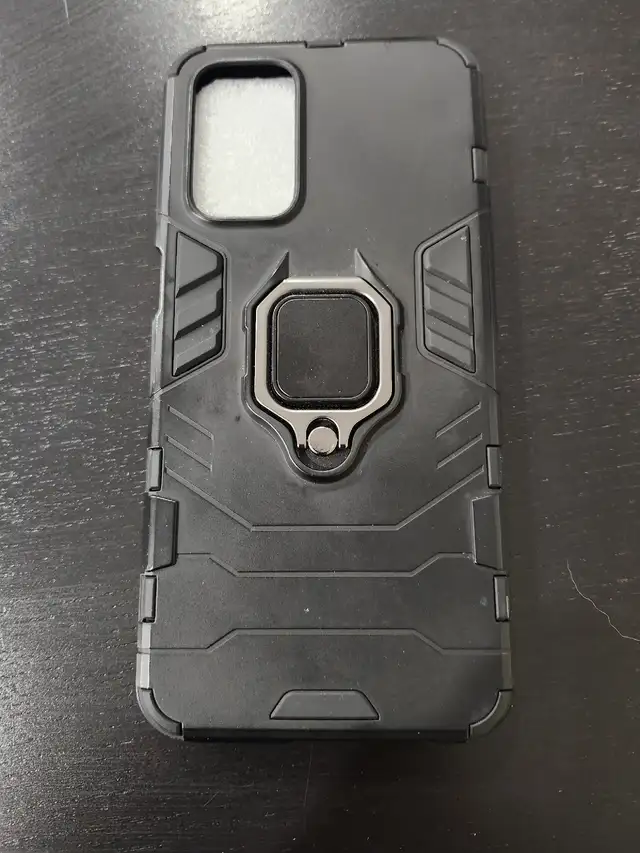 Phone case in Cell Phone Accessories in Stratford - Image 2