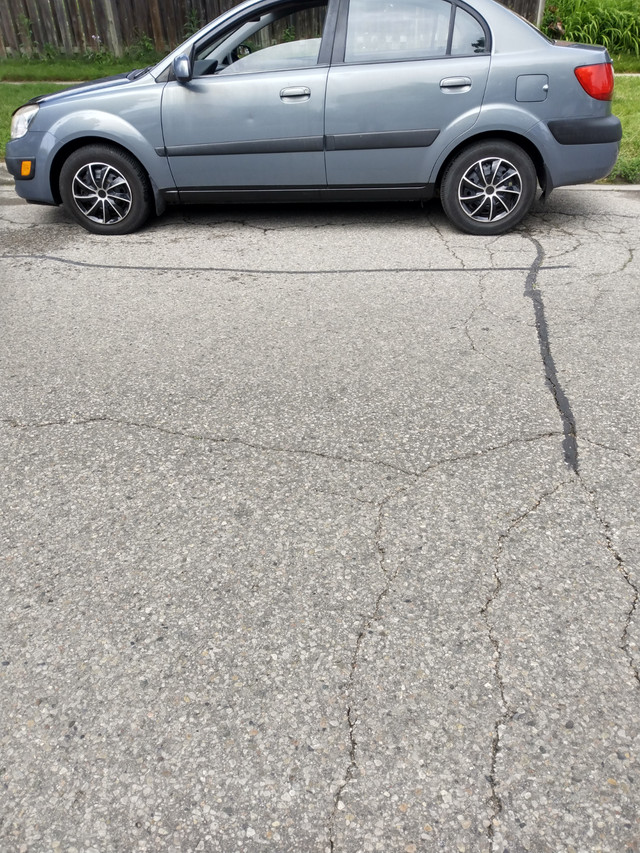 Certified Kia Rio 4 cyl  sedan. in Cars & Trucks in Oshawa / Durham Region - Image 2
