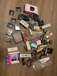 SELLING OVER $1000 DOLLARS WORTH OF MAKE UP FOR ONLY $400 DOLLAR