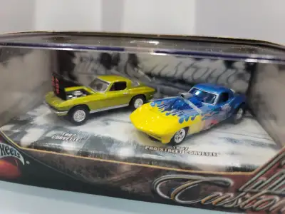 2001 RELEASE CARS IN MINT CONDITION CARDBOARD HAS KINIMAL SHELFWARE FACTORY SEALED BOX DIECAST METAL...