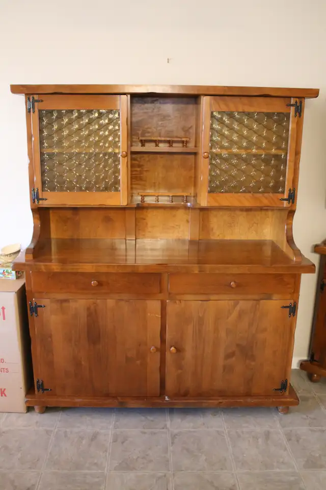 SOLID MAPLE DINING SET475021197601689601