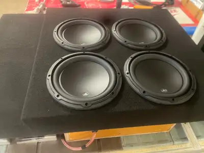 Box was made for a MK4 golf or Jetta and comes with the subs. All equipment is new.