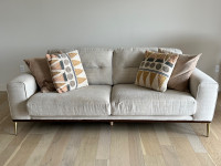 Cream coloured tweed couch 