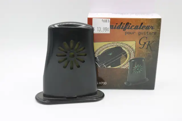 GK Guitar Humidifier GKH H700 in Box (#1683) in Guitars in City of Halifax - Image 8