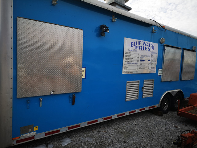 Large 28' Food Truck Trailer ~ Ready to Serve in Other Business & Industrial in Sarnia - Image 2