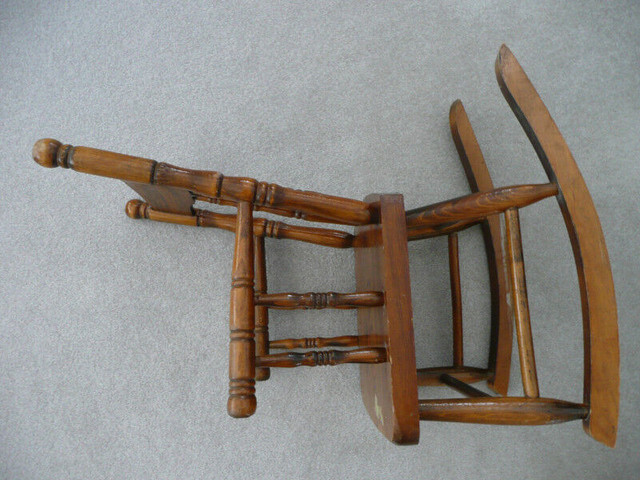 Children's Rocking Chair in Arts & Collectibles in Lethbridge - Image 3