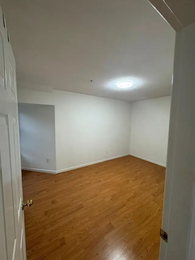 apartment for rent in Room Rentals & Roommates in Delta/Surrey/Langley - Image 5