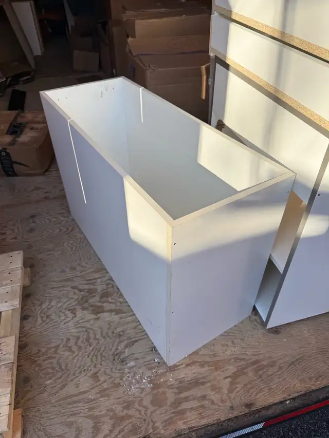 White cabinet in Other in Cornwall - Image 4
