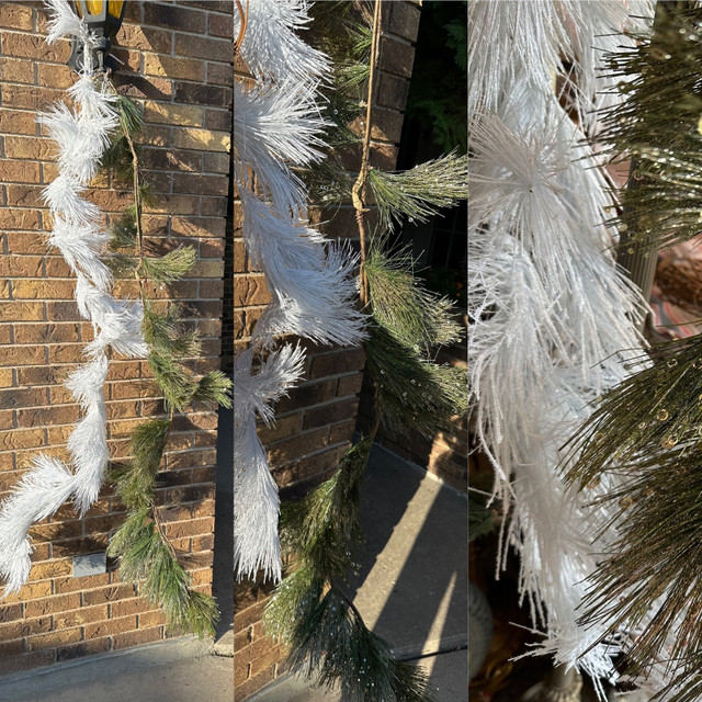 CHRISTMAS DECORATIONS ( 3 PIECES) JUST LIKE NEW  in Holiday, Event & Seasonal in Regina - Image 2