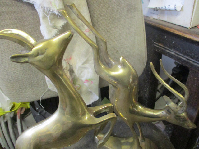 SOLID BRASS MID CENTURY MODERN GAZELLE PRONGHORN FIGURES $30 EA. in Home Décor & Accents in Winnipeg - Image 2