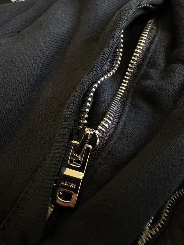 Amiri Tracksuit in Men's in Mississauga / Peel Region - Image 11