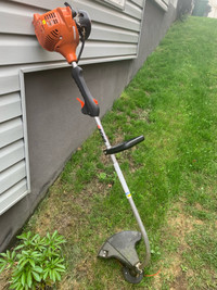 Gas powered weed trimmer 