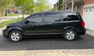 Selling my 2011 dodge grand caravan SE Family owned since 2013, runs and drives good, very good on g...