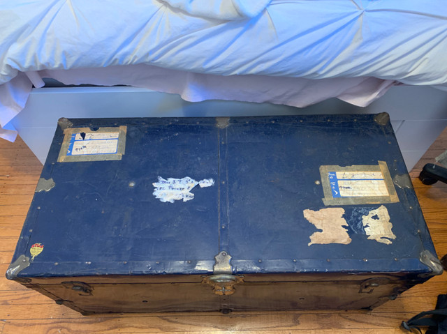 Antique Atlas Trunk in Other in Mississauga / Peel Region - Image 2