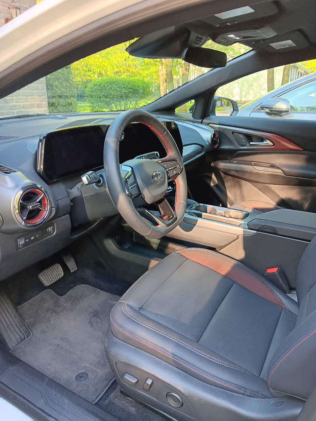 Chevrolet Équinox EV 2 RS 2024 dans Autos et camions  à Longueuil/Rive Sud - Image 4