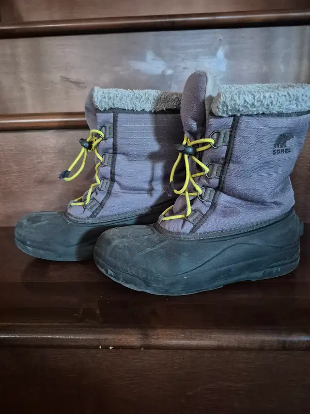 Kids Winter Boots $20-$45 in Kids & Youth in Edmonton - Image 4
