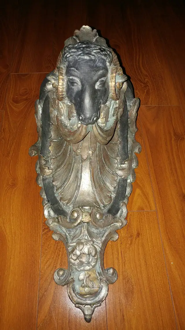 Lampe murale antique (tablette) in Arts & Collectibles in City of Montréal - Image 3
