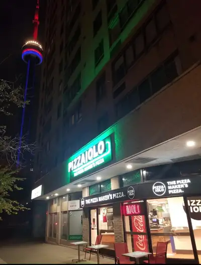 Experienced Pizza Maker for Pizzaiolo Harbourfront, View more