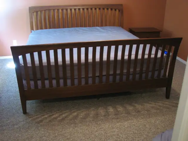 Ethan Allen Bedroom Set  --  King in Beds & Mattresses in Kamloops - Image 2