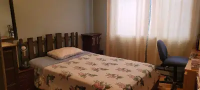 (514) 863-8936 Au coût de $590 par mois, nous vous offrons: * Une chambre meublée pour une femme (ét...