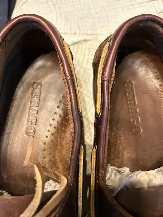 Sebago Docksides - Brown Gum Men’s size 9 in Men's in Oakville / Halton Region - Image 5