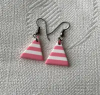 Triangle earrings 
