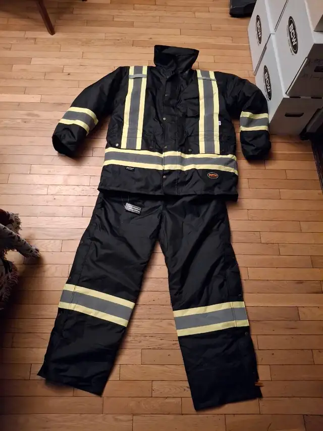 Pioneer Winter Parka Jacket and bib coveralls BRAND NEW62863729688065126