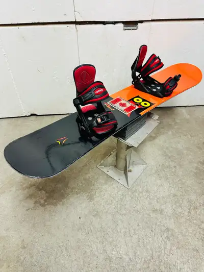 Atomic kids snowboard 129 cm with Atomic jr bindings, View more