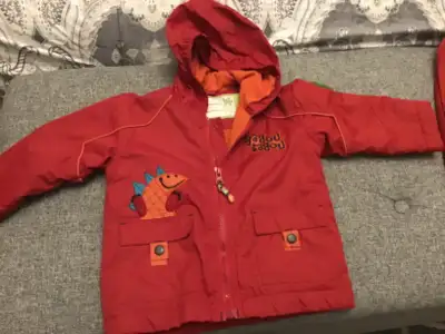 Children’s spring/autumn outdoor suit unisex size 18 months $30, View more