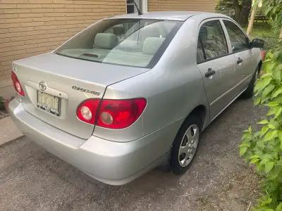 2005 Corolla Manual transmission With 139000 km only One owner Airbag sign is on Runs and drives lik...