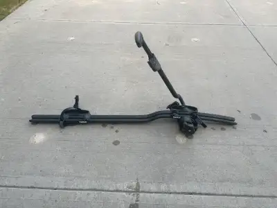 Roof top bike rack black, in excellent condition just like new. This has seen very little use and I...