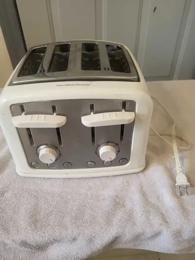 Hamilton Beach 4-Slice Toaster, View more