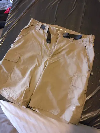 McKinley Shorts UV Protection, Quick Dry Camping Travel Outdoor Hiking Etc Men's Small These are new...