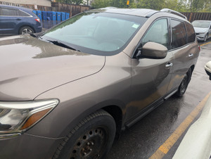 2013 Nissan Pathfinder SV