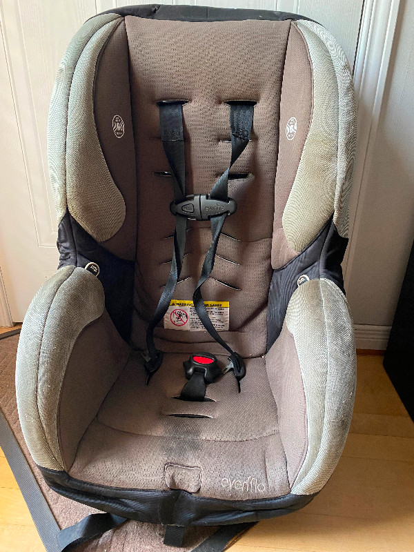 Evenflo sunrise Titan 65 - Carseat Siège auto dans Poussettes, porte-bébés et sièges d'auto  à Ville de Montréal