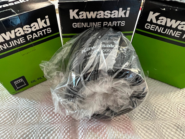 Kawasaki Genuine Parts Oil filters oem 160970003 spin on filters in Other in Barrie - Image 3