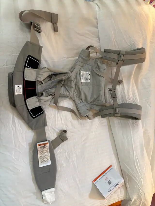 Ergo baby Omni classic used two times in Strollers, Carriers & Car Seats in City of Toronto - Image 4